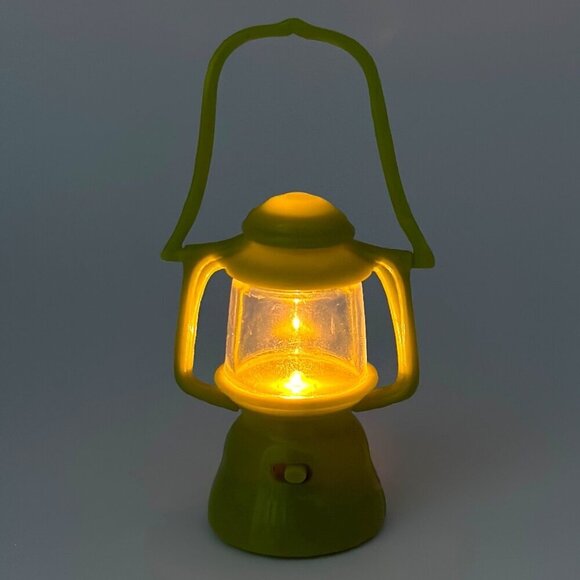 18" Doll Camping Set With 3 Sleeping Bags 2 Tents & Play Dishes - Picture 8 of 13